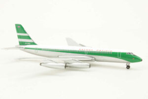 Alternative view of Set 2 pcs Convair CV-880 VR-HGG / Douglas C-47 VR-HDB Cathay Pacific Aeroclassics PLCXA005 1:400