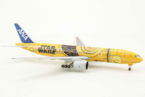 Alternative view of Boeing 777-200ER ANA All Nippon Airways "Star Wars C-3PO" JA743A JC Wings PX5007 1:500