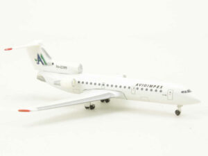 Alternative view of Yakovlev Yak-42D Avioimpex RA-42389 Seagull S009 1:500