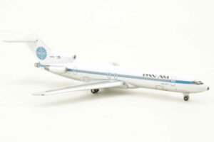 Alternative view of Boeing 727-200 Pan Am "Clipper Berlin" N361PA StarJets SJPAA109A 1:500