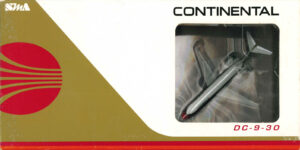 Set 2 pcs Douglas DC-9-30 Continental Airlines N12536 / N521TX SMA SMA040301 1:400