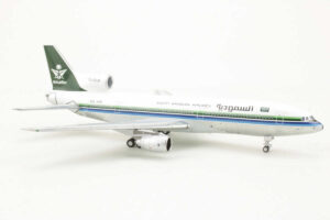 Alternative view of Lockheed L-1011-200 Saudia HZ-AHI NG Models 32009 1:400