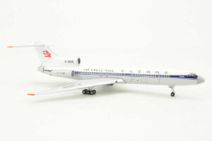 Alternative view of Tupolev TU-154M Air Great Wall B-2628 Aeroclassics ACAGW071 1:400