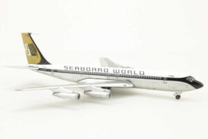 Alternative view of Boeing 707-320C Seaboard World Airlines N7322S Aeroclassics ACN7322S 1:400