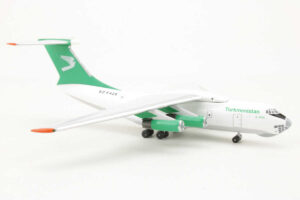 Alternative view of Ilysuhin IL-76 Turkmenistan Airlines EZ-F428 Aeroclassics 1:400