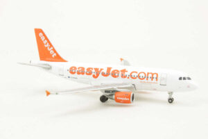 Alternative view of Airbus A319 EasyJet G-EZAM Gemini Jets GJEZY578 1:400