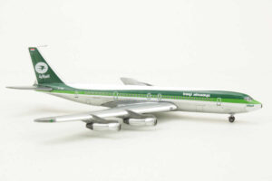 Alternative view of Boeing 707-320C Iraqi Airways YI-AGF Gemini Jets GJIAW741 1:400