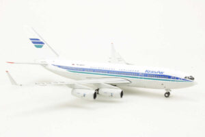 Alternative view of Ilyushin Il‑96‑300 Kras Air RA-96017 Phoenix PH4KJC950 1:400