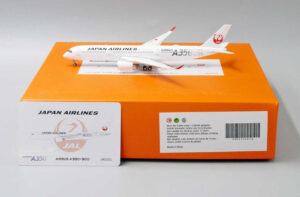 Airbus A350-900 JAL Japan Airlines JA02XJ "Flaps down" JC Wings EW4359002A 1:400