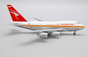 Boeing 747SP Qantas Australia VH-EAA JC Wings EW474S005 1:400 – Bild 4