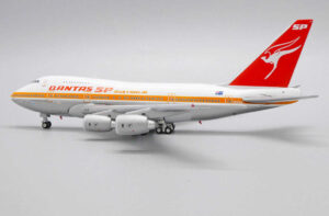 Boeing 747SP Qantas Australia VH-EAA JC Wings EW474S005 1:400 – Bild 10