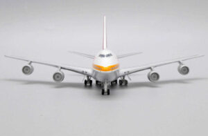 Boeing 747SP Qantas Australia VH-EAA JC Wings EW474S005 1:400 – Bild 12