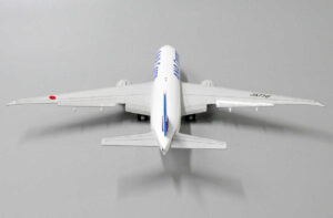 Boeing 777-200LRF ANA All Nippon Airways Cargo JA771F "Flaps down" JC Wings EW4772010A – Bild 15