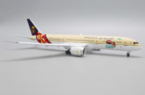 Boeing 787-9 Saudia HZ-ARF JC Wings "Flaps down" LH4192A 1:400 – Bild 12