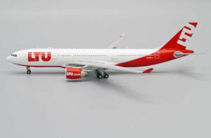 Airbus A330-200 LTU International Airways D-ALPD JC Wings LH4207 1:400 – Bild 11