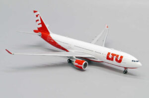 Alternative view of Airbus A330-200 LTU International Airways D-ALPD JC Wings LH4207 1:400