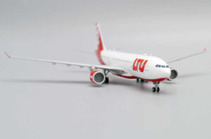 Airbus A330-200 LTU International Airways D-ALPD JC Wings LH4207 1:400 – Bild 6