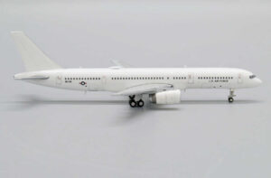 Boeing C-32B US Air Force 96143 JC Wings LH4253 1:400 – Bild 4