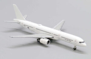 Alternative view of Boeing C-32B US Air Force 96143 JC Wings LH4253 1:400