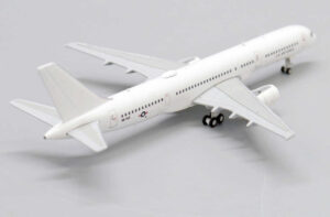 Boeing C-32B US Air Force 96143 JC Wings LH4253 1:400 – Bild 7