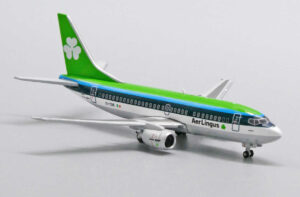 Alternative view of Boeing 737-500 Aer Lingus EI-CDE JC Wings XX4883 1:400