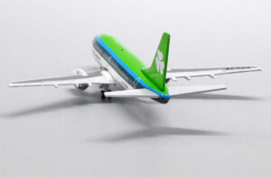 Boeing 737-500 Aer Lingus EI-CDE JC Wings XX4883 1:400 – Bild 9