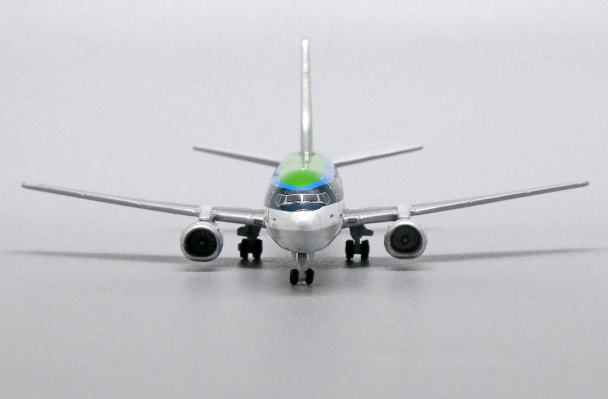 Boeing 737-500 Aer Lingus EI-CDE JC Wings XX4883 1:400 – Bild 12
