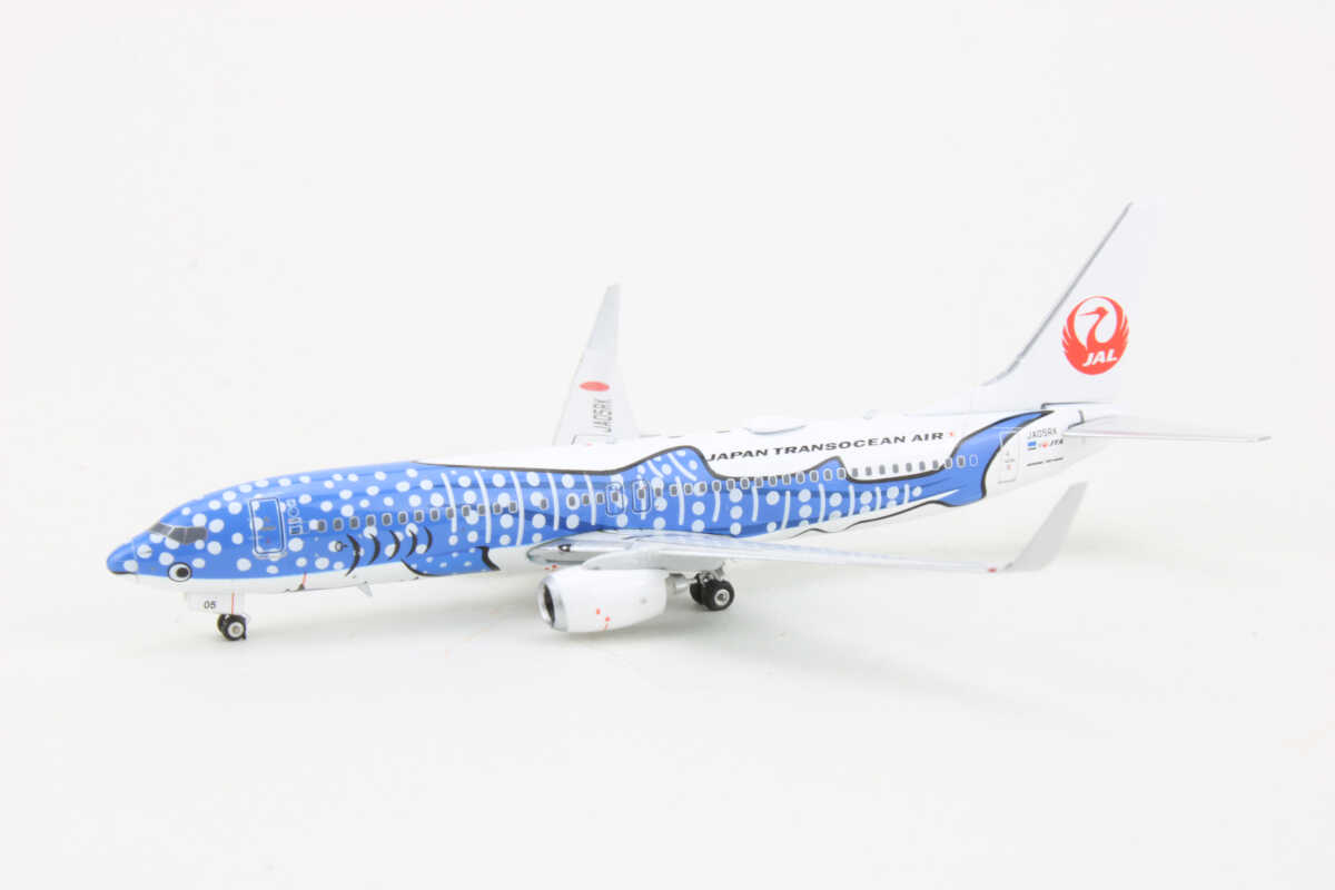 Boeing 737-800 JTA Japan Transocean Air JA05RK Phoenix 04171 1:400 - Image 3