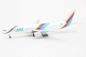 Boeing 777-200 JAS Japan Air System "Rainbow" JA010D Phoenix 10235 1:400 - Image 3
