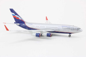 Alternative view of Ilyushin IL-96-300 Aeroflot RA-96008 Phoenix 10635 1:400