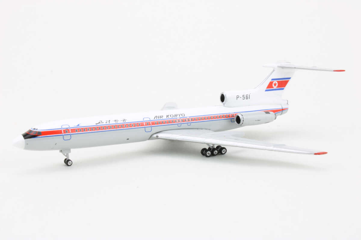 Tupolev TU-154B Air Koryo P-561 Phoenix 10804 1:400 - Image 3