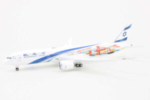 Boeing 787-9 El Al Israel Airlines 4X-EDD Phoenix 11621 1:400 - Image 3