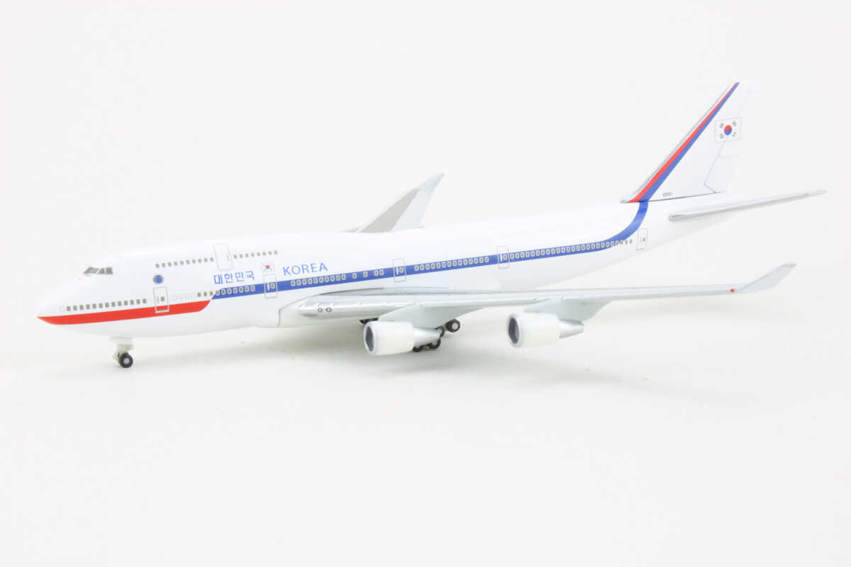 Boeing 747-400 Republic of Korea Air Force (ROKAF) 10001 Hogan 50013 1:500 - Image 3