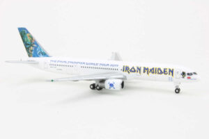 Alternative view of Boeing 757-200 "Ed Force One" Iron Maiden World Tour 2011 G-STRX Herpa 535267 1:500