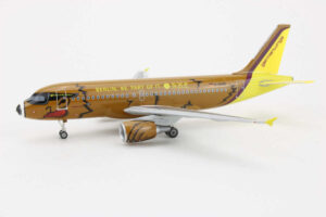 Airbus A319-112 Germanwings "Berlin Bearbus" D-AKNO Herpa 551236 1:200 - Image 3