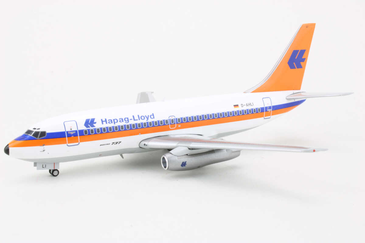 Boeing 737-200 Hapag-Lloyd D-AHLI Herpa 572132 1:200 – Bild 3