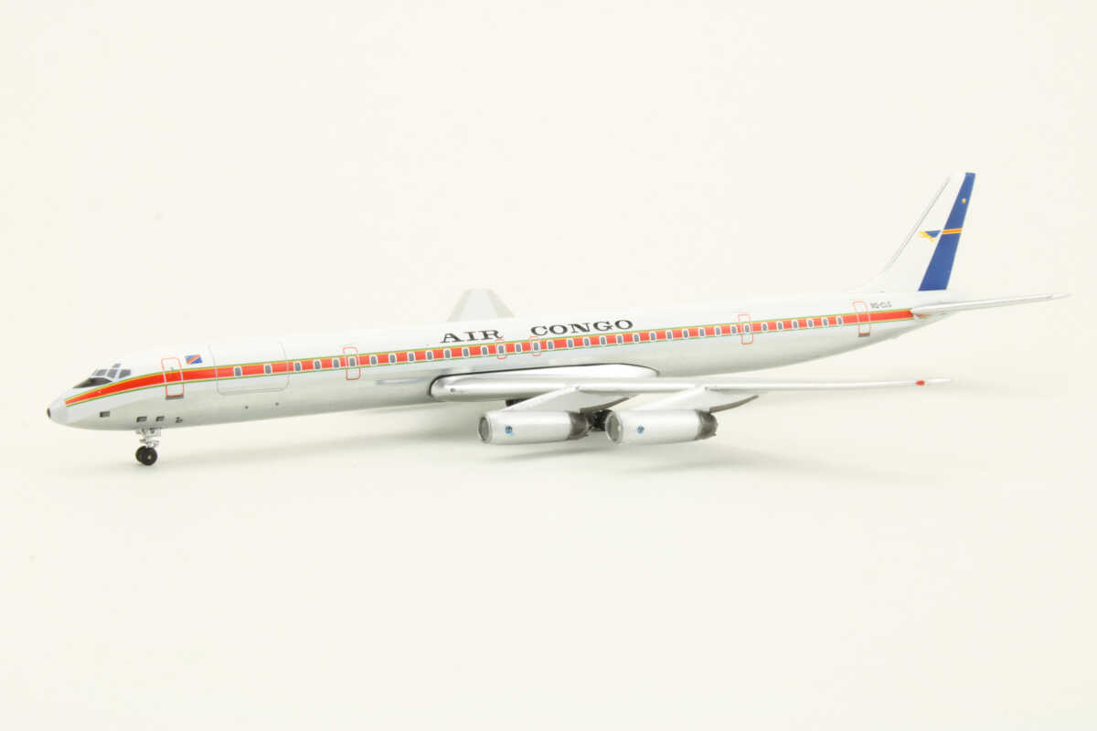 Douglas DC-8-63 Air Congo 9Q-CLG Aeroclassics 1:400 – Bild 3
