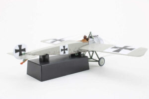 Fokker E.III Manfred von Richthofen, Kasta 8, Eastern Front, June 1916 Corgi AA28702 1:48 - Image 3
