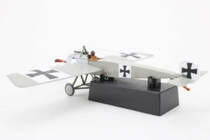 Fokker E.III Manfred von Richthofen, Kasta 8, Eastern Front, June 1916 Corgi AA28702 1:48 - Image 4