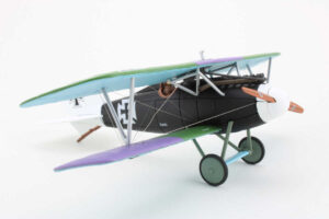 Alternative view of Albatros D.V. Ltn. Hermann Göring Jafu, Jasta 27, Iseghem Aerodrome, 1917 Corgi AA37807 1:48