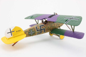Albatros D.Va Lt. Lothar Weiland, Jasta 5, Seefrontstaffel 1, July 1918 Corgi AA37808 1:48 - Image 3