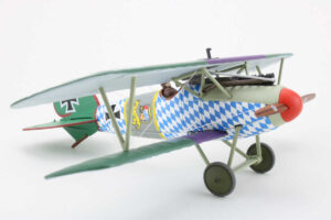 Alternative view of Albatros D.V. Leutnant R.Wolf, Jasta 5 Corgi AA37812 1:48