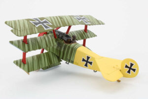 Fokker DR. 1 - Lothar von Richthofen Corgi AA38302 1:48 - Image 4