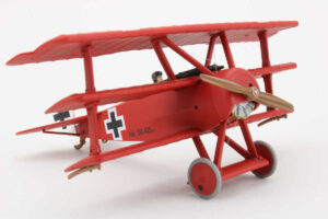 Alternative view of Fokker DR.1 Rittm. Manfred von Richthofen, Jasta 11, JG1, Cappy, France, April 1918 Corgi AA38308 1:48