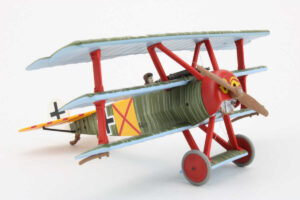 Alternative view of Fokker DR.1 LTN. Werner Steinhauser Jasta 11, France, April 1918 Corgi AA38311 1:48