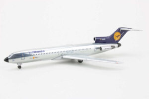 Boeing 727-200 Lufthansa D-ABCI Aeroclassics AC00915 1:400 - Image 3