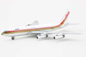 Boeing 720B Alia - Royal Jordanian JY-ADS Aeroclassics AC18061 1:400 - Image 3