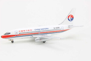 Boeing 737-200 China Eastern Airlines B-2506 Aeroclassics AC18097A 1:400 - Image 3