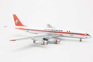 Alternative view of Douglas DC-8-50 Aeromexico XA-DOE Aeroclassics AC19143 1:200