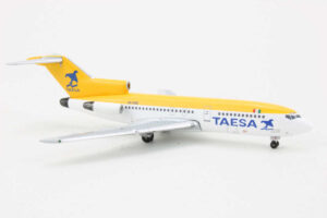 Alternative view of Boeing 727-100 TAESA XA-SQO Aeroclassics AC419765 1:400